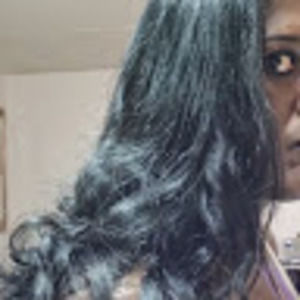 Meet your Posher, Carla